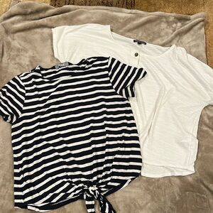 Bundle of two womens tops